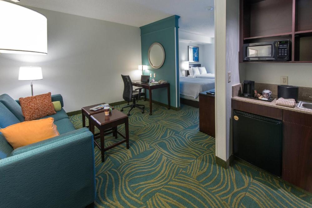 Double Suite with Two Double Beds interior